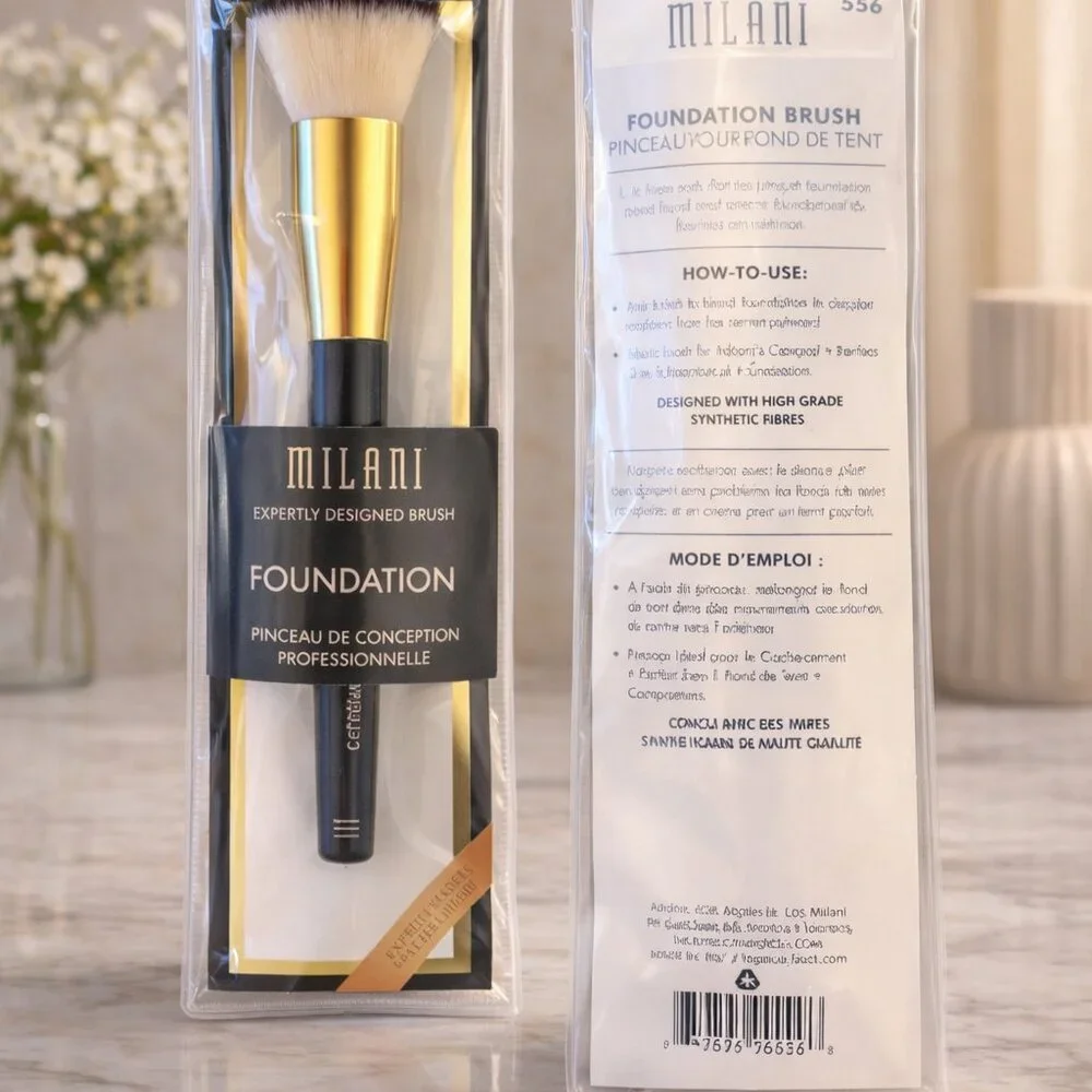 NWOT Milani Foundation Brush – Expertly Designed | Professional Finish
